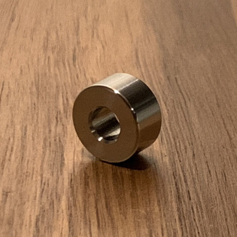 EXTSW 1/4” ID x 5/8” (.615") OD x 1/4” thick 316 Stainless Spacer