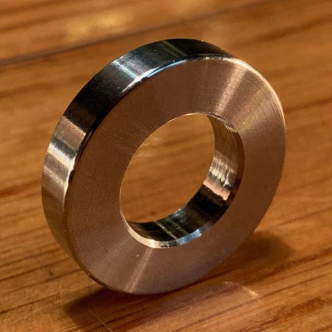 EXTSW 14.57 mm ID x 27.35 mm OD x 5.5 mm thick 316 stainless washer.